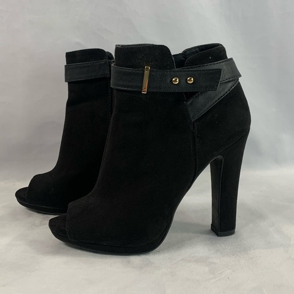 Sam & Libby Black Gold Peep Toe‎ Heeled Booties Faux Suede Belted Women’s Size 6 - Picture 3 of 11